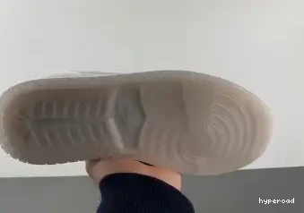 Hyperoad Jordan SE “CNY” Low Air 1 0519